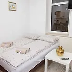Cozy In Old Town-walk To Cathedral-self Check-in Apartmán Sarajevo