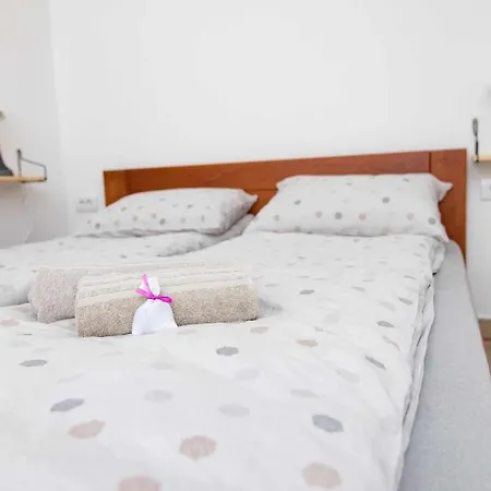 Cozy In Old Town-walk To Cathedral-self Check-in Apartmán *